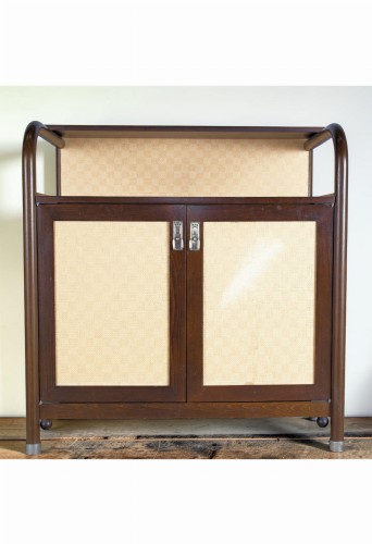 Konsola uniwersalna dwudrzwiowa typu "closet" 95 cm lite drewno rafia minibar secesja wiedeńska. Wyposażenie hotelu Rialto, Warszawa. Używane meble hotelowe, wyposażenie hotelu, wyprzedaż mebli hotelowych. meblerialto.pl