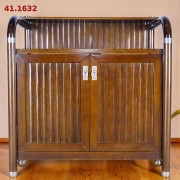 Konsola uniwersalna dwudrzwiowa typu "closet" 95 cm lite drewno minibar secesja wiedeńska. Wyposażenie hotelu Rialto, Warszawa. Używane meble hotelowe, wyposażenie hotelu, wyprzedaż mebli hotelowych. meblerialto.pl