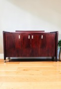 Szafka RTV 4-drzwiowa 163 x 60 cm lite drewno fornirowane styl art déco. Wyposażenie hotelu Rialto, Warszawa. Używane meble hotelowe, wyposażenie hotelu, wyprzedaż mebli hotelowych. meblerialto.pl