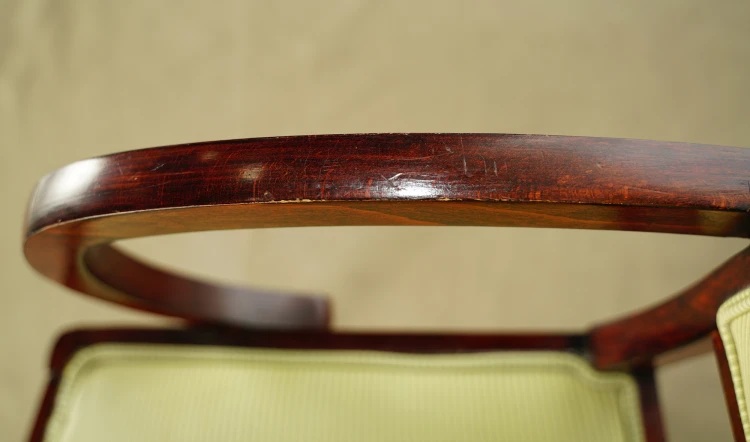391665h.jpg