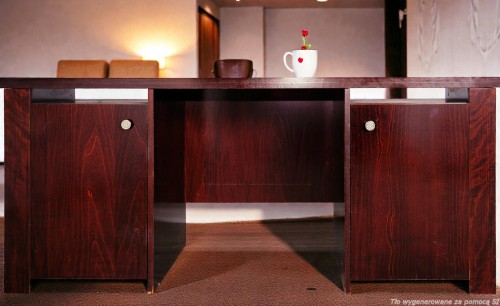 Biurko gabinetowe 172 cm belgijskie art déco lite drewno minibar. Wyposażenie hotelu Rialto, Warszawa. Używane meble hotelowe, wyposażenie hotelu, wyprzedaż mebli hotelowych. meblerialto.pl