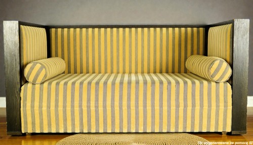 Kanapa klubowa drewniana tapicerowana 176 cm art déco Baloo Nobilis. Wyposażenie hotelu Rialto, Warszawa. Używane meble hotelowe, wyposażenie hotelu, wyprzedaż mebli hotelowych. meblerialto.pl